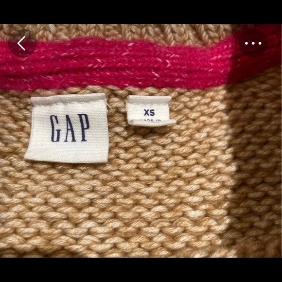 GAP SWEATER - SIZE XS. - Picture 2 of 3